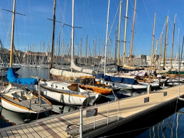 Vue Mer Le Panoramique Vieux-Port De Marseille Exterior photo