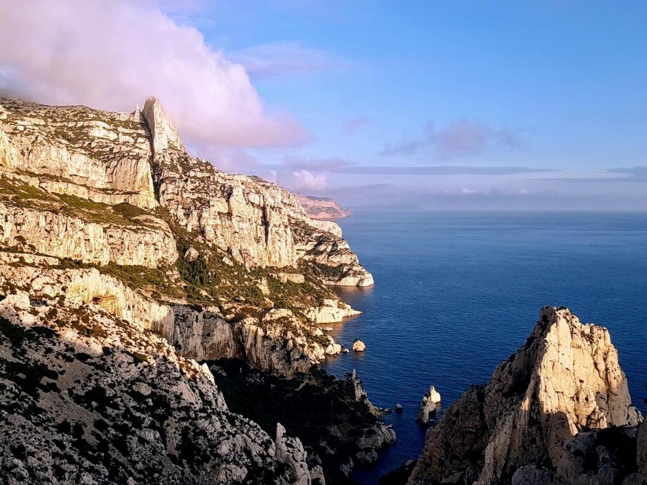 Vue Mer Le Panoramique Vieux-Port De Marseille Exterior photo